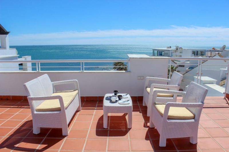 Casares Del Mar Luxury Apartments Penthouse With Beach Access Exterior foto